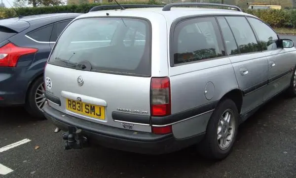 Vauxhall Omega Estate B