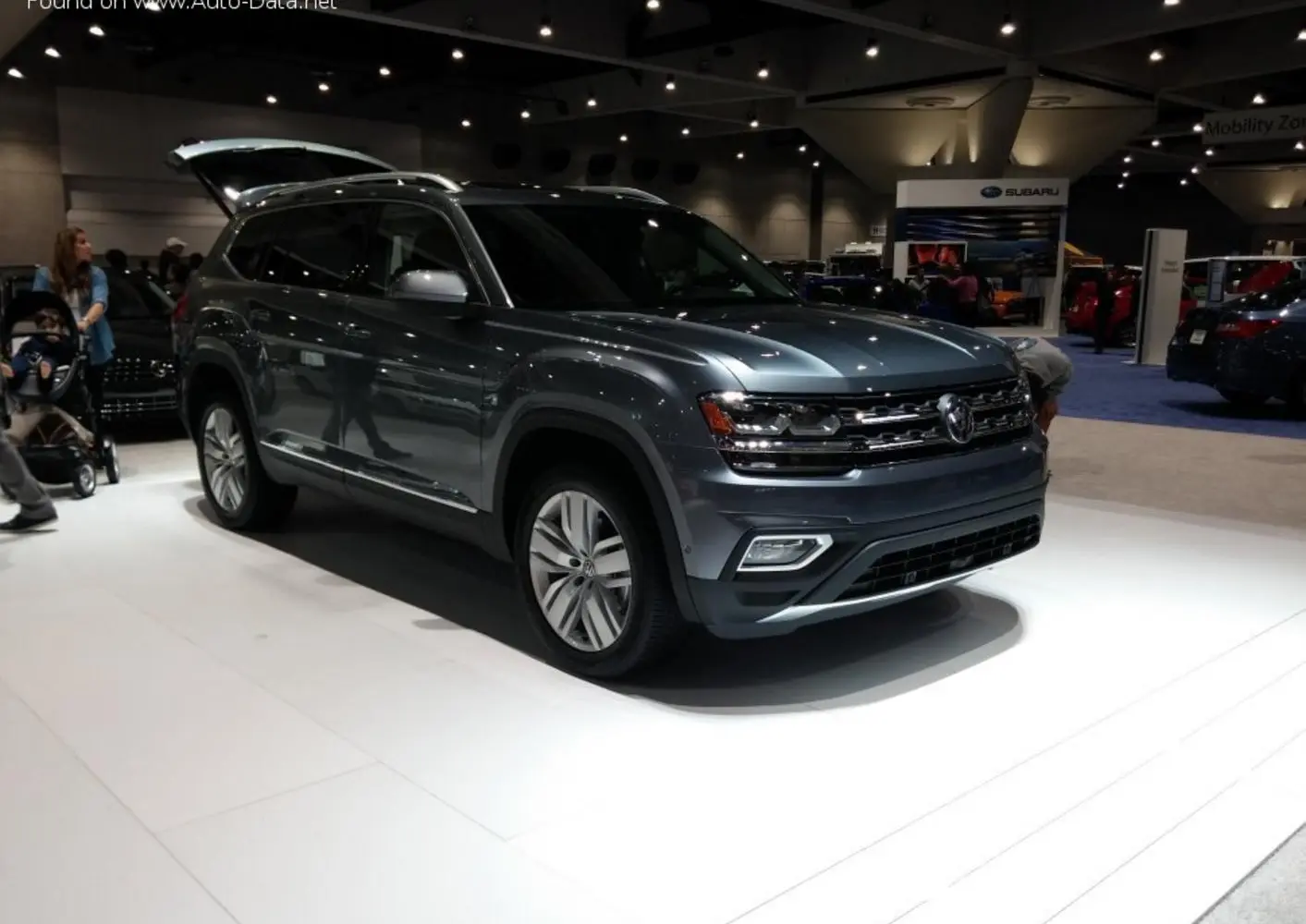Volkswagen Atlas-4