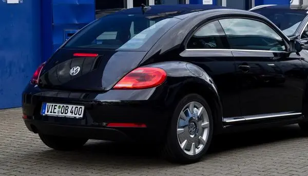 Volkswagen Beetle (A5)-6