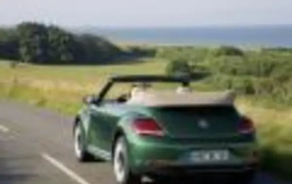 Volkswagen Beetle Convertible (A5, facelift 2016)-8