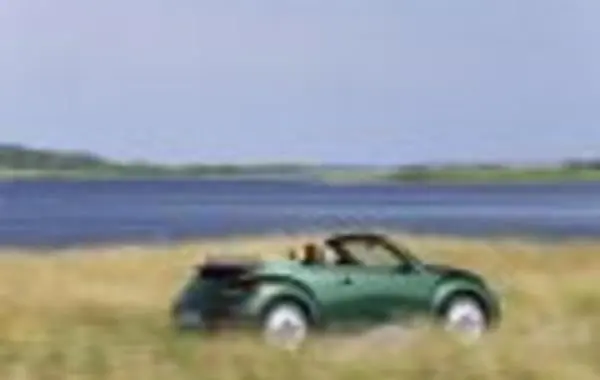 Volkswagen Beetle Convertible (A5, facelift 2016)-0