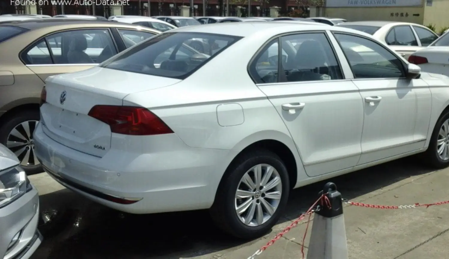 Volkswagen Bora III (China)-0