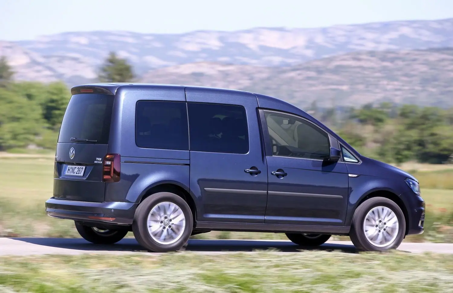 Volkswagen Caddy IV-1