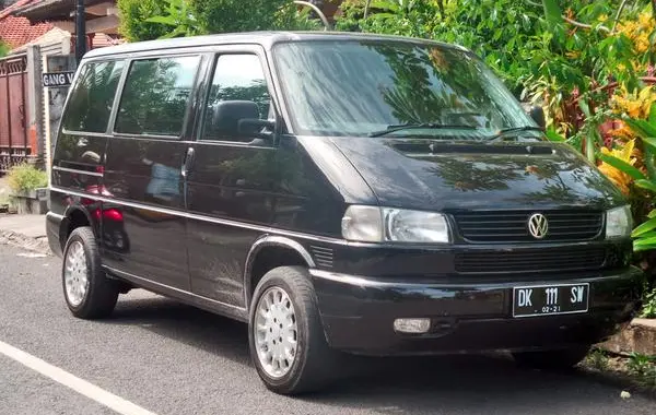 Volkswagen Caravelle (T4, facelift 1996)-1