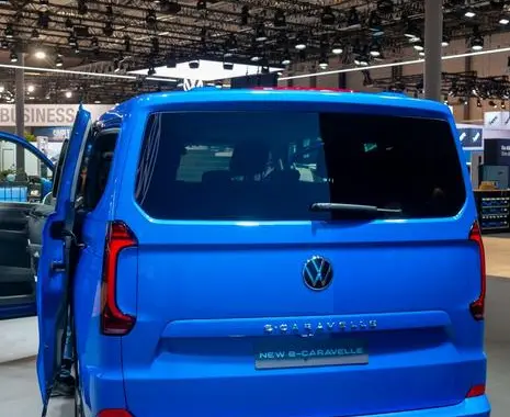 Volkswagen Caravelle (T7) Long-2