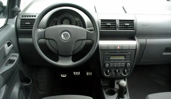 Volkswagen Fox 3Door Europe-6