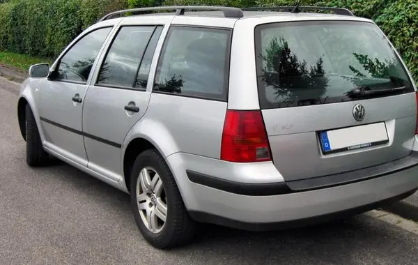 Volkswagen Golf IV Variant-2