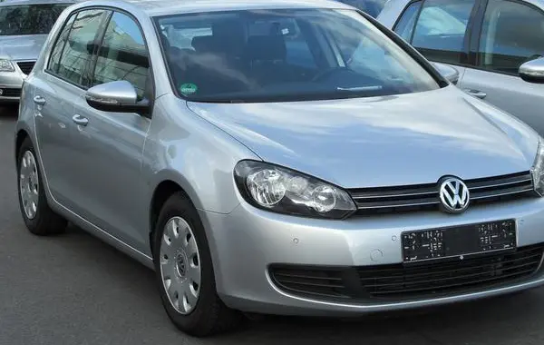 Volkswagen Golf VI (5-door)-0