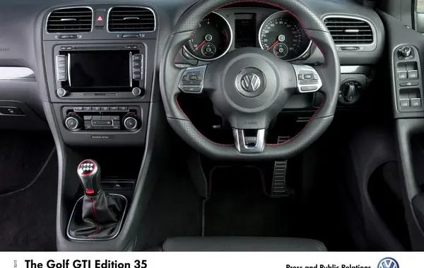 Volkswagen Golf VI (5-door)-3