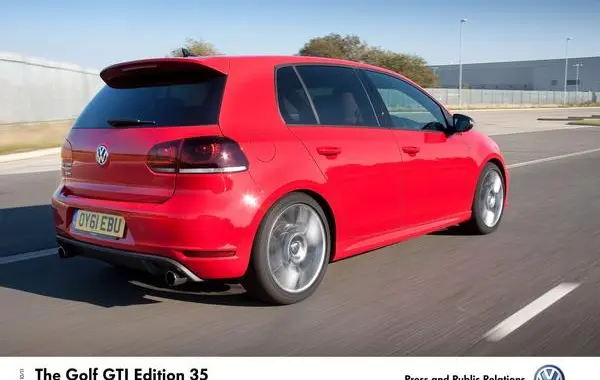 Volkswagen Golf VI (5-door)-3