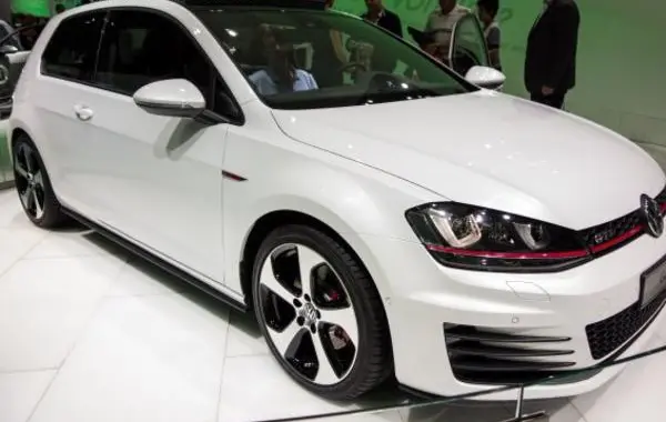 Volkswagen Golf VII (3-door)