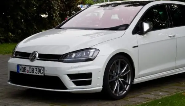 Volkswagen Golf VII (5-door)