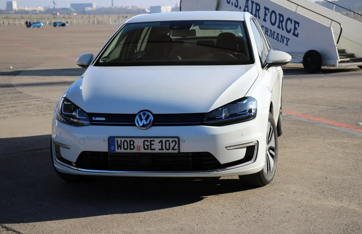 Volkswagen Golf VII (5-door)-2