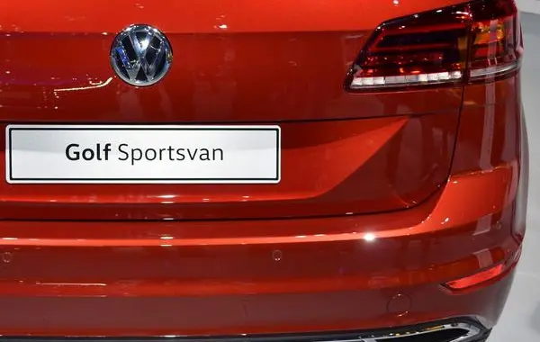 Volkswagen Golf VII Sportsvan (facelift 2017)-4