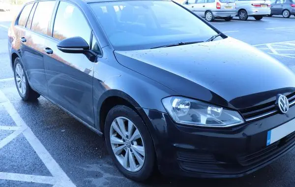 Volkswagen Golf VII Variant-5