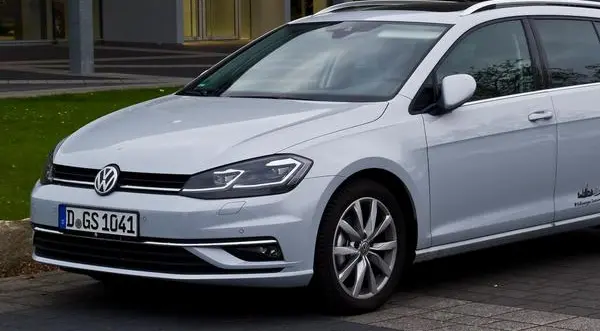 Volkswagen Golf VII Variant (facelift 2017)-5
