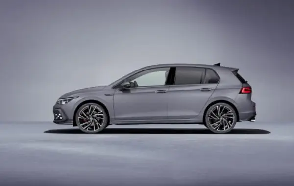 Volkswagen Golf VIII-5