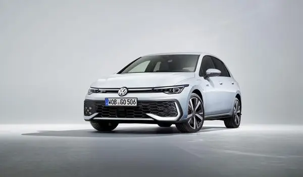 Volkswagen Golf VIII (facelift 2024)-12