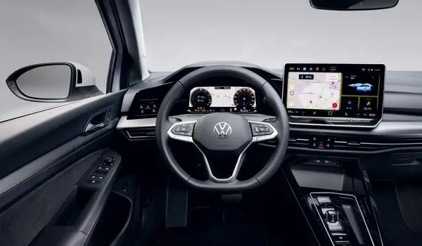 Volkswagen Golf VIII (facelift 2024)-8