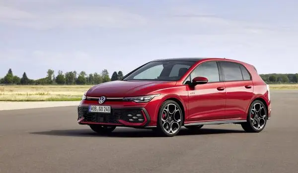 Volkswagen Golf VIII (facelift 2024)-5