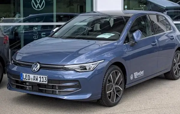 Volkswagen Golf VIII (facelift 2024)-0