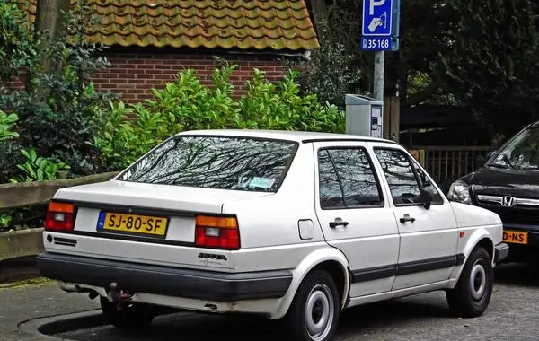 Volkswagen Jetta II-0
