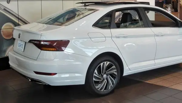 Volkswagen Jetta VII-0