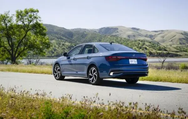 Volkswagen Jetta VII (facelift 2024)-1