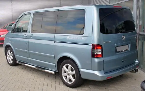 Volkswagen Multivan (T5)-1