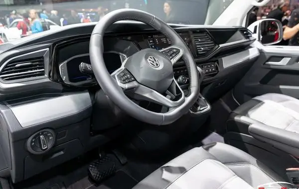 Volkswagen Multivan (T6.1, facelift 2019)-2