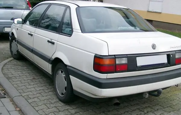 Volkswagen Passat (B3)-0