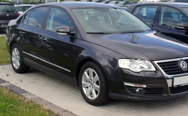 Volkswagen Passat (B6)-2