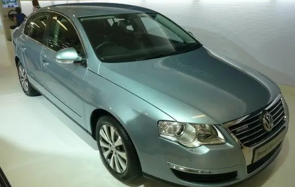 Volkswagen Passat (B6)-4