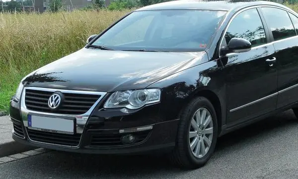 Volkswagen Passat (B6)-5