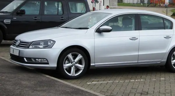 Volkswagen Passat (B7)-1