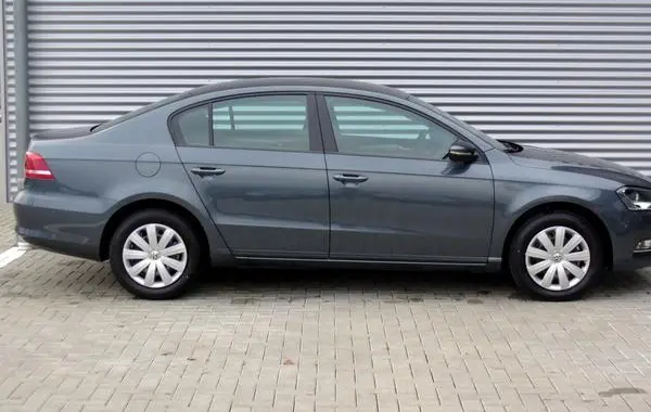 Volkswagen Passat (B7)-2
