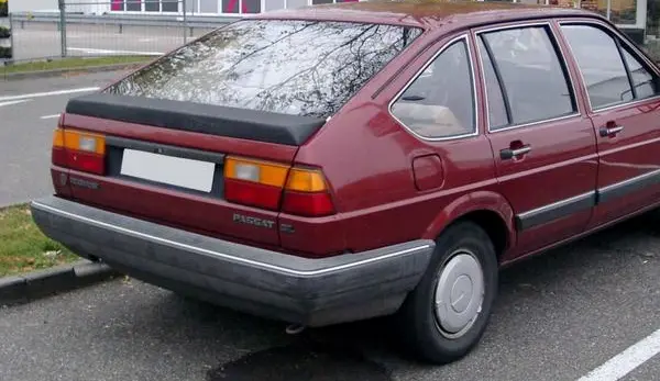 Volkswagen Passat Hatchback (B2; facelift 1985)-0