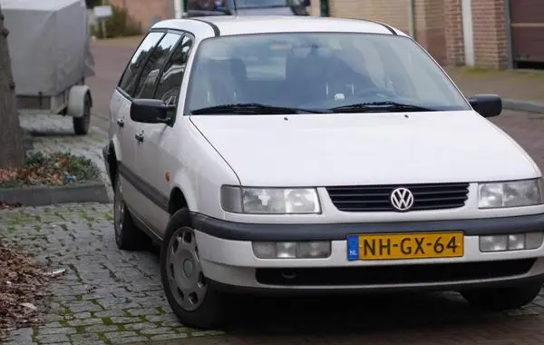 Volkswagen Passat Variant (B4)-4