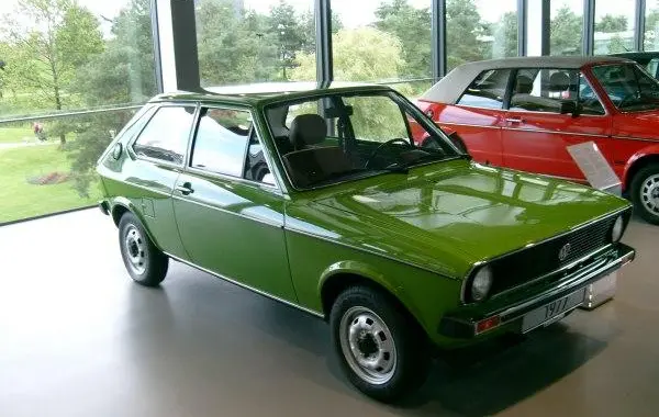 Volkswagen Polo I (86)