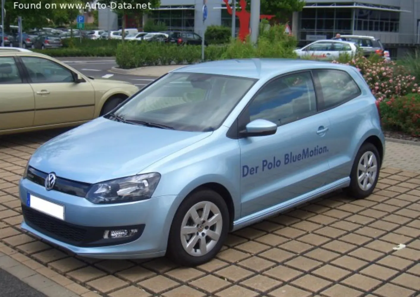 Volkswagen Polo V (3-door)-0