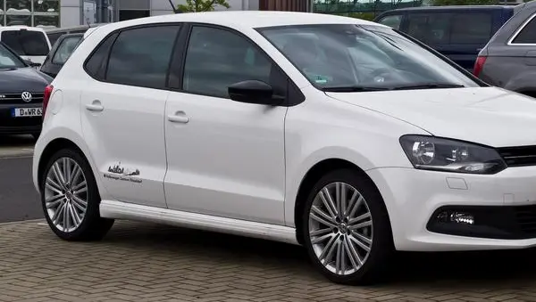 Volkswagen Polo V (5-door)-0