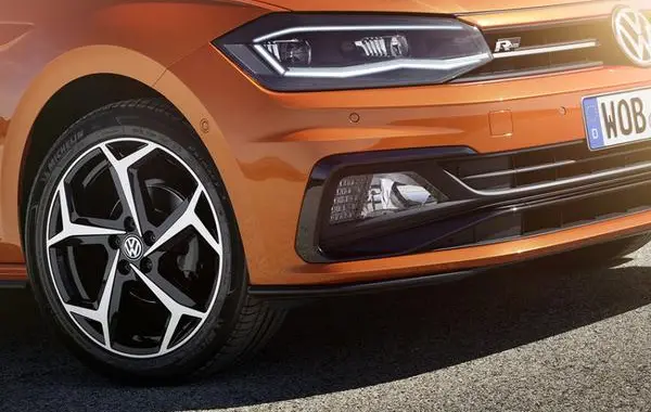 Volkswagen Polo VI-7