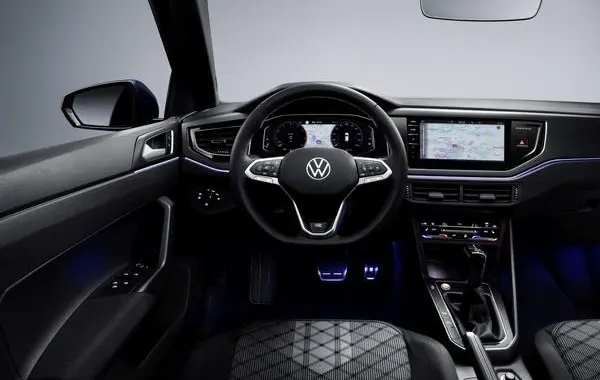Volkswagen Polo VI (facelift 2021)-1