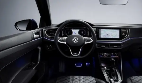 Volkswagen Polo VI (facelift 2021)-8