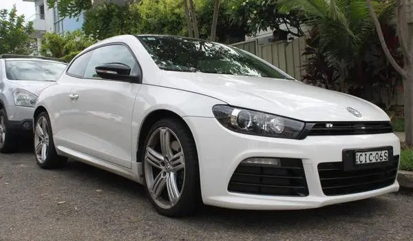 Volkswagen Scirocco III-5