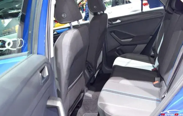 Volkswagen T-Roc I-6
