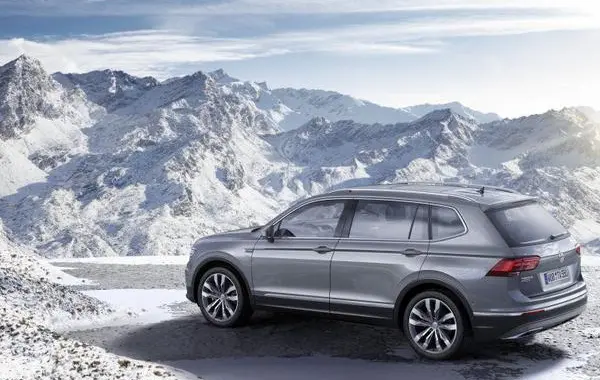 Volkswagen Tiguan II Allspace-3