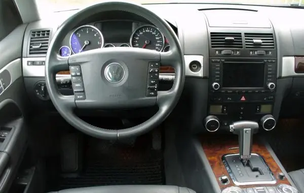 Volkswagen Touareg I (7L, facelift 2006)-0