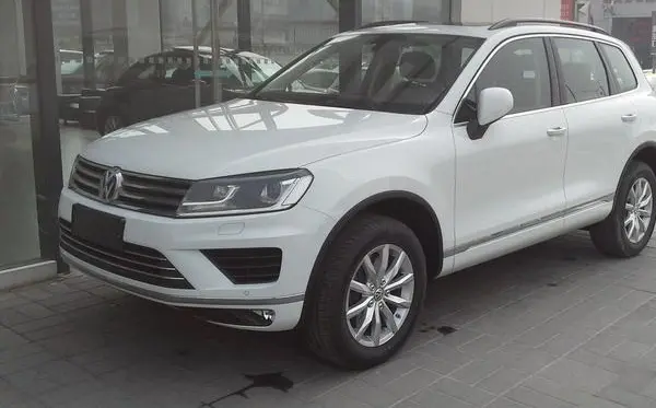 Volkswagen Touareg II (7P, facelift 2014)-1