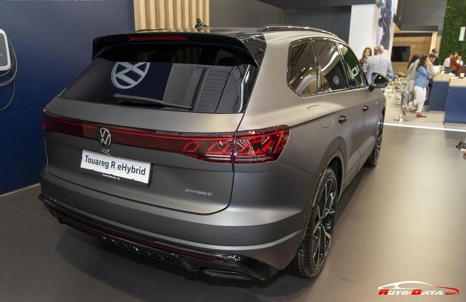 Volkswagen Touareg III (CR, facelift 2023)-0